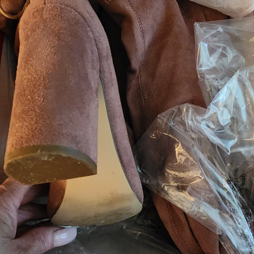 Boot - Picture 2 of 2